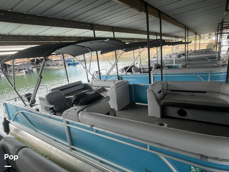 Slide: The Image of Godfrey Sweetwater 2286SFL 2024 - 15213971