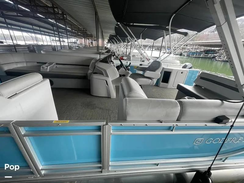 Slide: The Image of Godfrey Sweetwater 2286SFL 2024 - 15213965