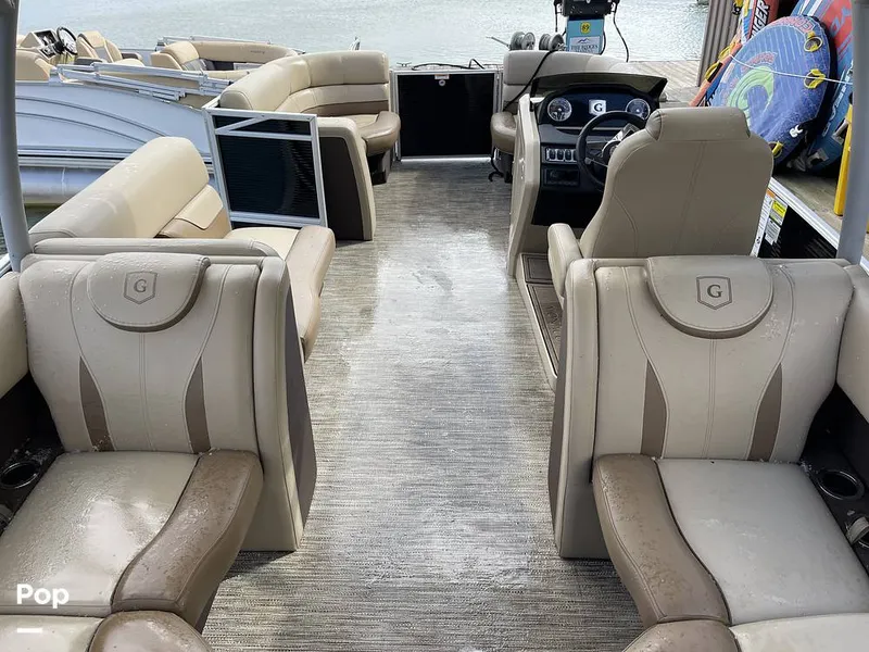 Slide: The Image of Godfrey Monaco 235 SD 2024 - 15214114