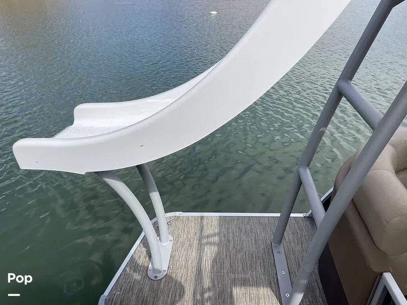 Slide: The Image of Godfrey Pontoon Monaco 235 SD 2024 - 15214111