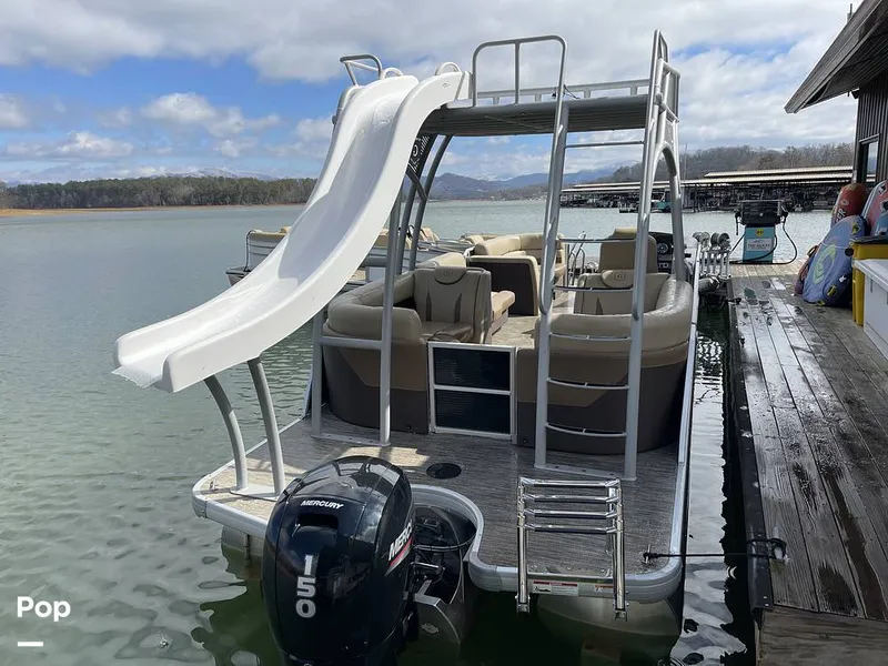 Slide: The Image of Godfrey Pontoon Monaco 235 SD 2024 - 15214084