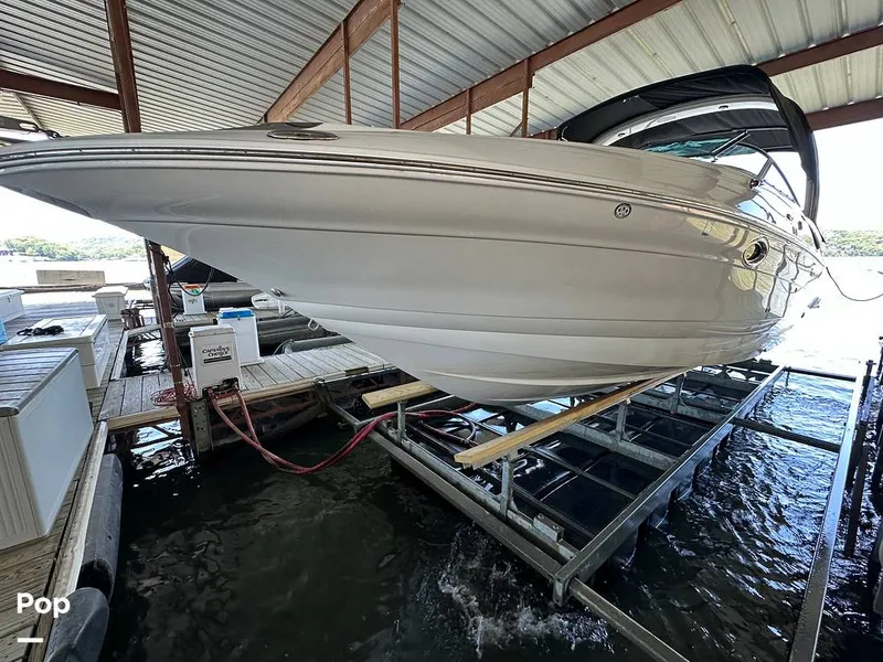 Slide: The Image of Crownline Boats 300LS 2008 - 15591558