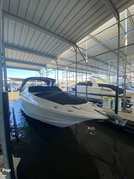Slide: The Image of Crownline Boats 300LS 2008 - 15277305