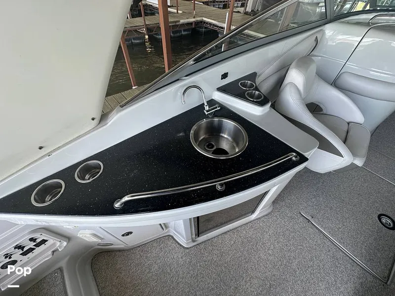 Slide: The Image of Crownline Boats 300LS 2008 - 15591460