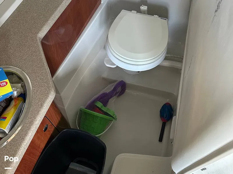 Slide: The Image of Crownline Boats 300LS 2008 - 15591464