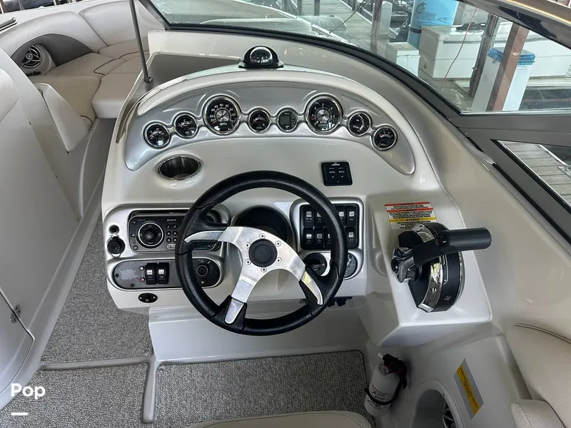 Slide: The Image of Crownline Boats 300LS 2008 - 15591469