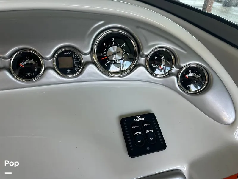 Slide: The Image of Crownline Boats 300LS 2008 - 15591472