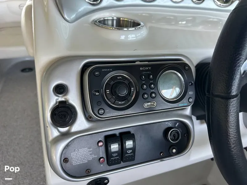 Slide: The Image of Crownline Boats 300LS 2008 - 15591474