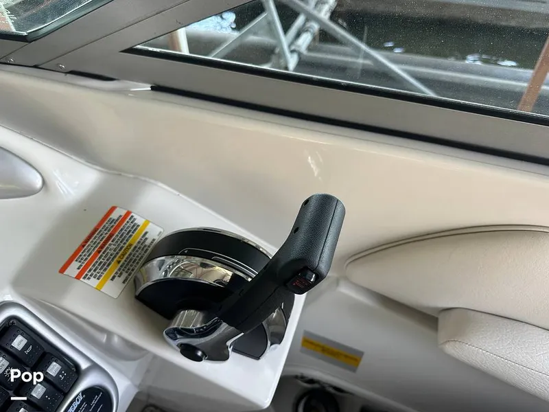 Slide: The Image of Crownline Boats 300LS 2008 - 15591476
