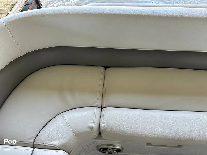 Slide: The Image of Crownline Boats 300LS 2008 - 15591495