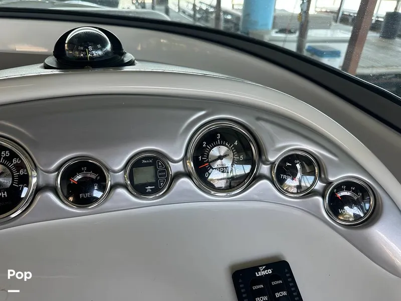 Slide: The Image of Crownline Boats 300LS 2008 - 15591471