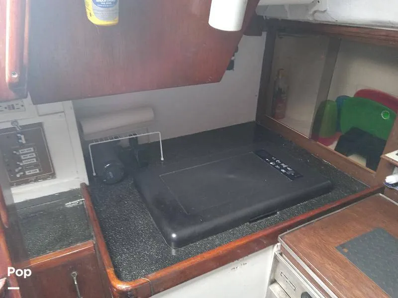 Slide: The Image of CAL 35 1982 - 15216977