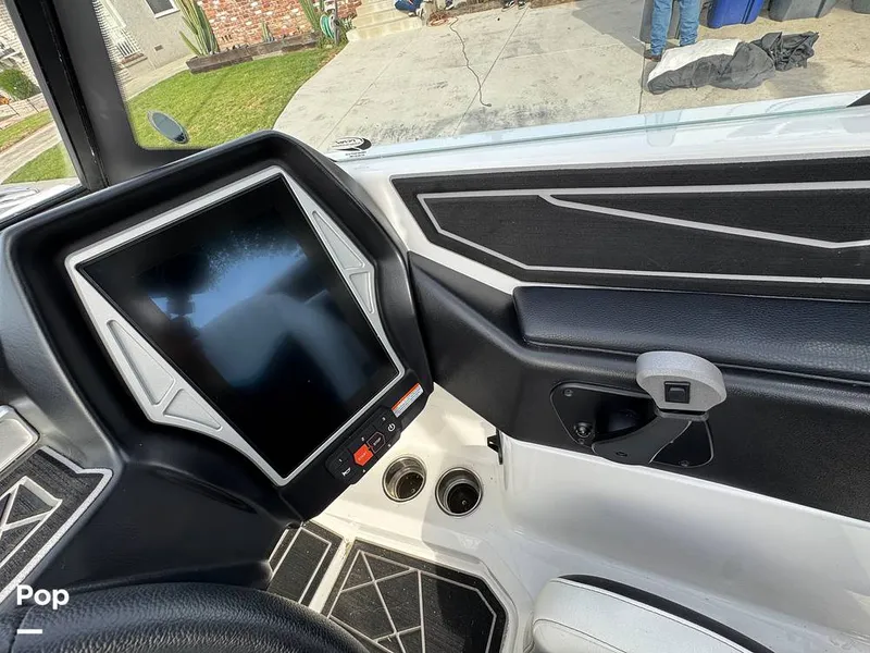 Slide: The Image of Tige Z1 2022 - 15246752