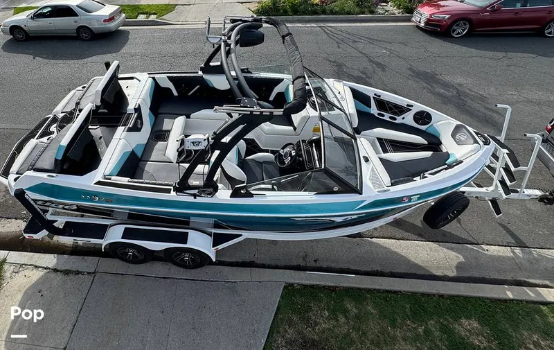 Slide: The Image of Tige Z1 2022 - 15248431