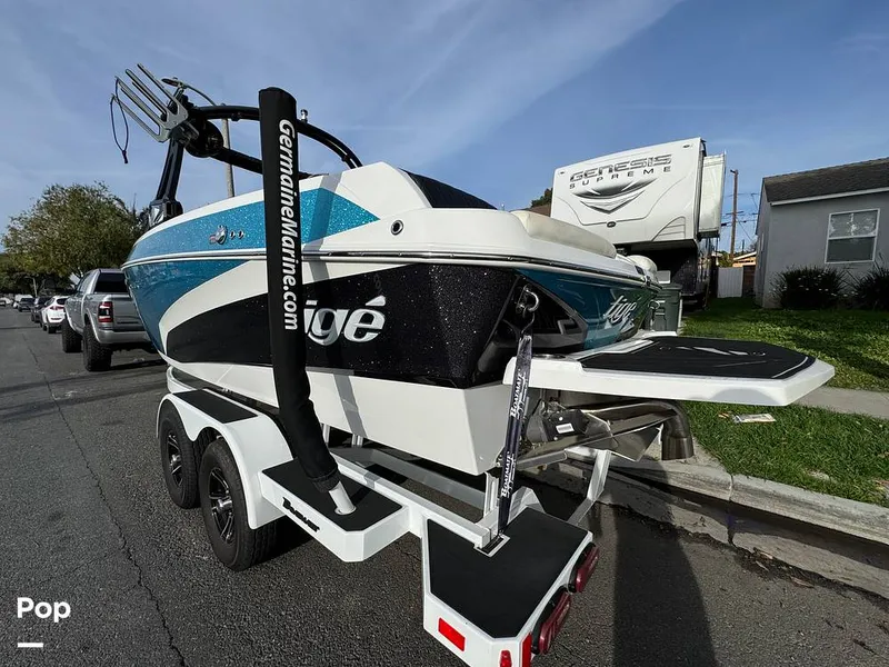 Slide: The Image of Tige Z1 2022 - 15246815