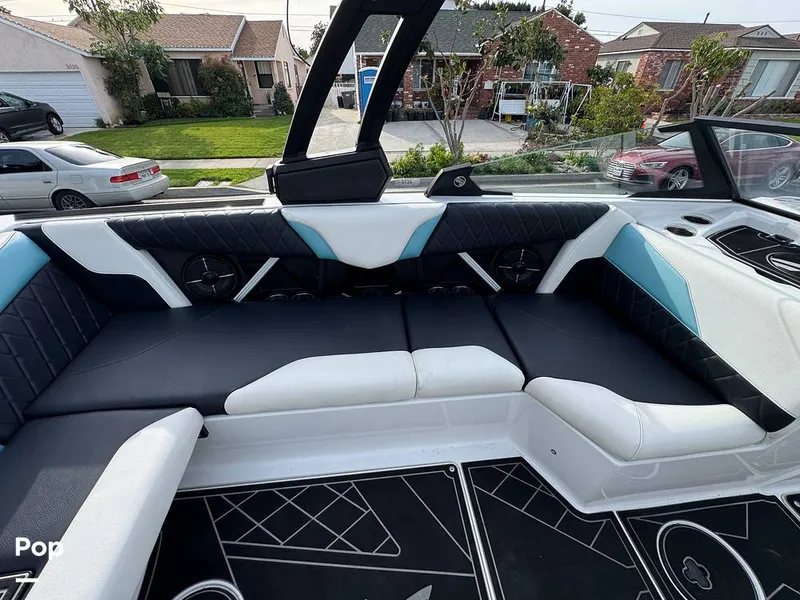 Slide: The Image of Tige Z1 2022 - 15246747