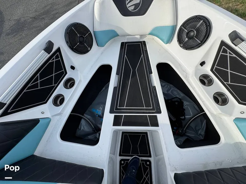 Slide: The Image of Tige Z1 2022 - 15246756