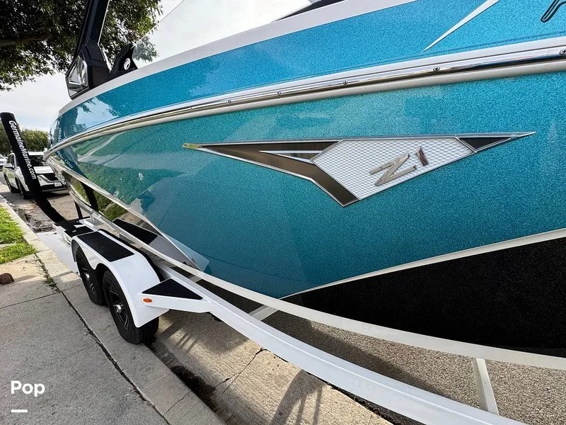 Slide: The Image of Tige Z1 2022 - 15246803