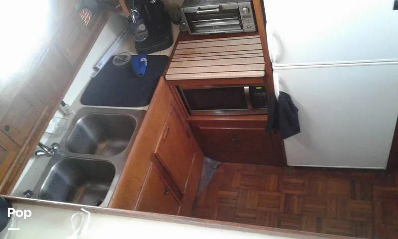 Slide: The Image of Seller's Photo - 15253783