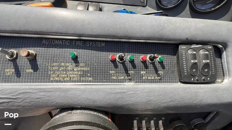 Slide: The Image of Sea Ray Pachanga 32 1987 - 15243750