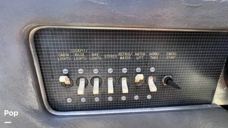 Slide: The Image of Sea Ray Pachanga 32 1987 - 15243751