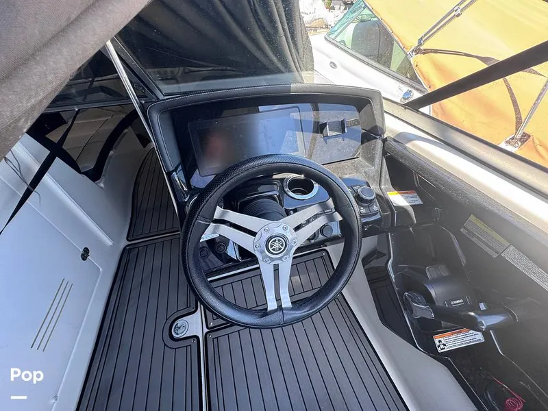 Slide: The Image of Yamaha 242 Limited S 2018 - 15318893