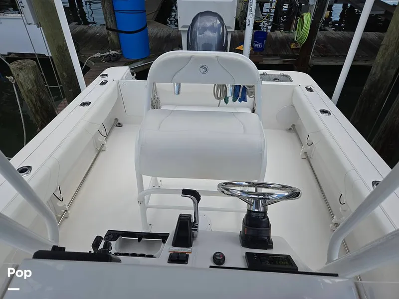 Slide: The Image of Edgewater 208CC 2020 - 15713871