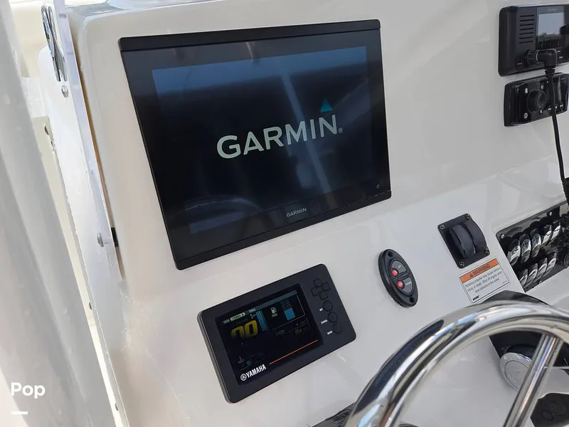 Slide: The Image of Edgewater 208CC 2020 - 15713876