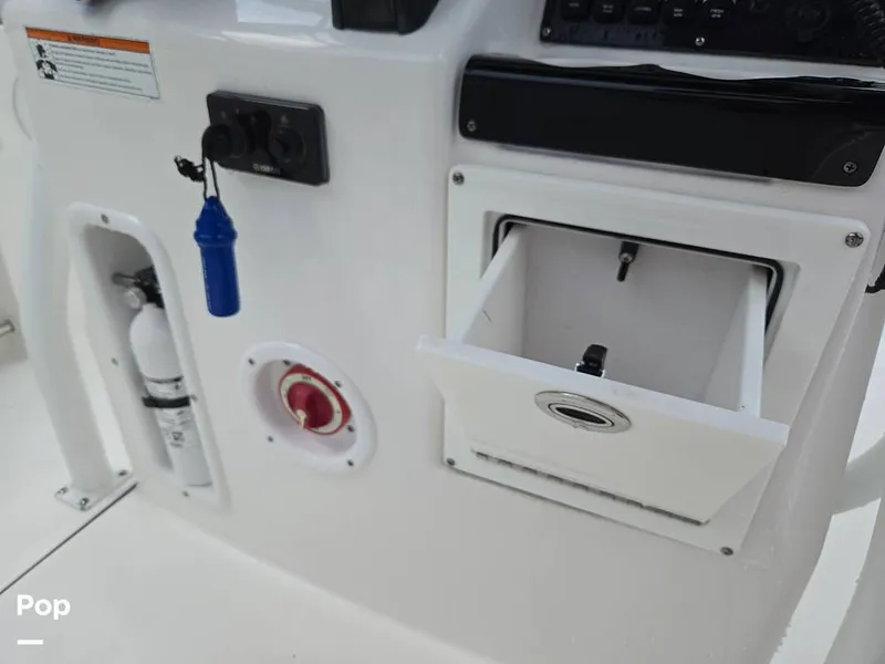 Slide: The Image of Edgewater 208CC 2020 - 15713883