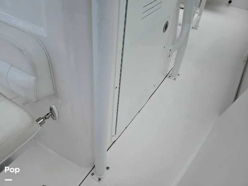 Slide: The Image of Edgewater 208CC 2020 - 15713911