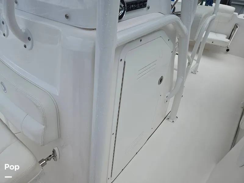 Slide: The Image of Edgewater 208CC 2020 - 15713912