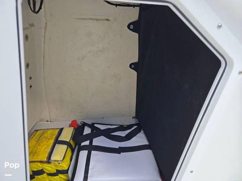 Slide: The Image of Edgewater 208CC 2020 - 15713913