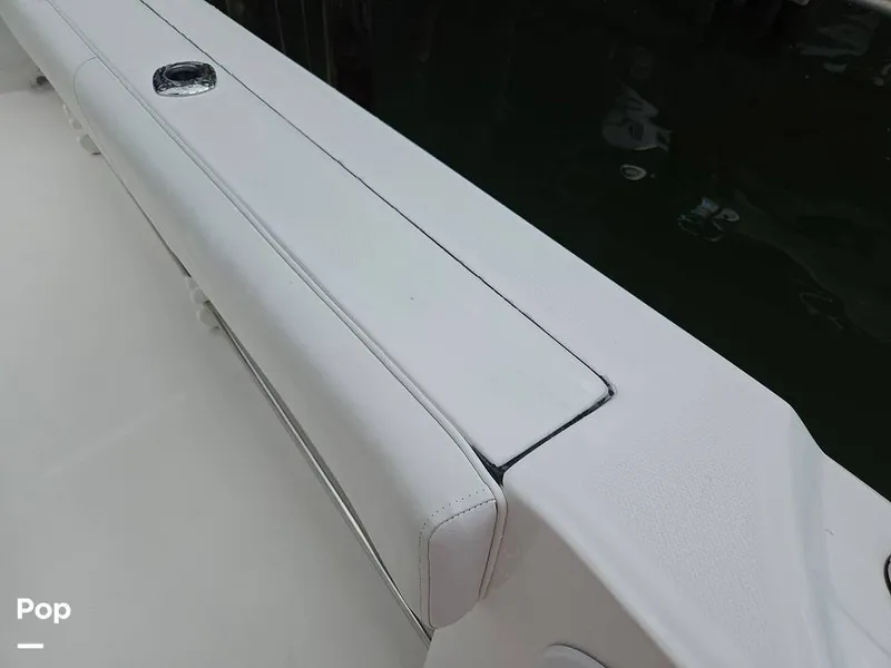 Slide: The Image of Edgewater 208CC 2020 - 15713916