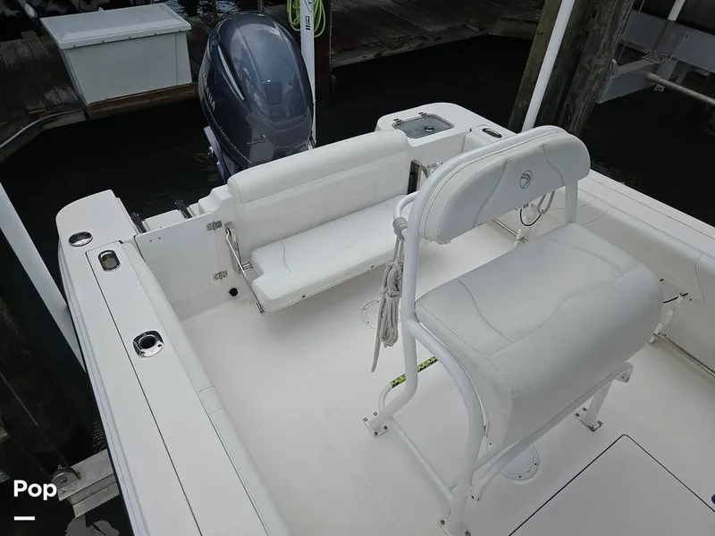 Slide: The Image of Edgewater 208CC 2020 - 15713929