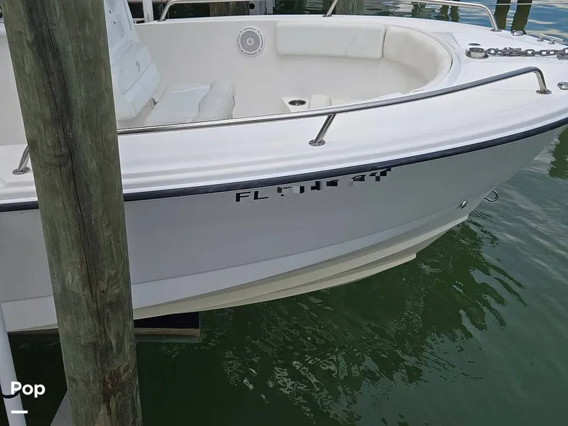 Slide: The Image of Edgewater 208CC 2020 - 15713943