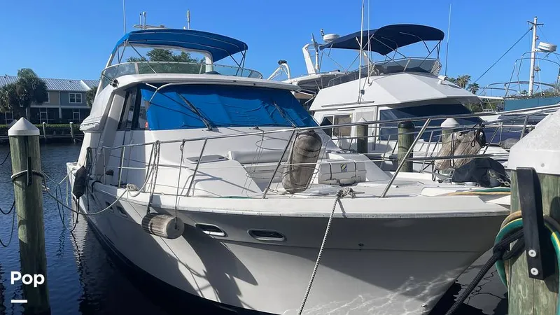 Slide: The Image of Bayliner 4788 Pilothouse 1996 - 16324612