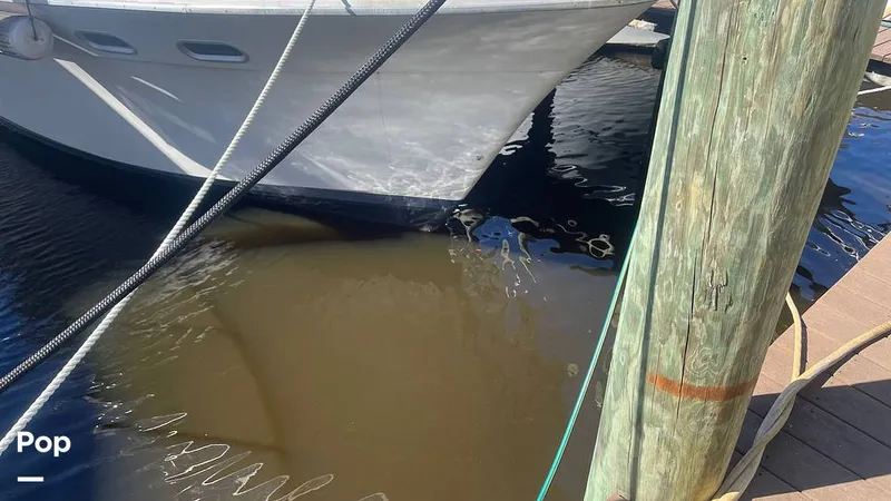 Slide: The Image of Bayliner 4788 Pilothouse 1996 - 15259320