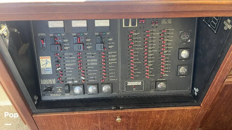 Slide: The Image of Bayliner 4788 Pilothouse 1996 - 15259513