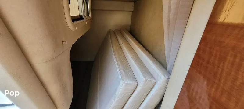 Slide: The Image of Storage/cabin - 15246304