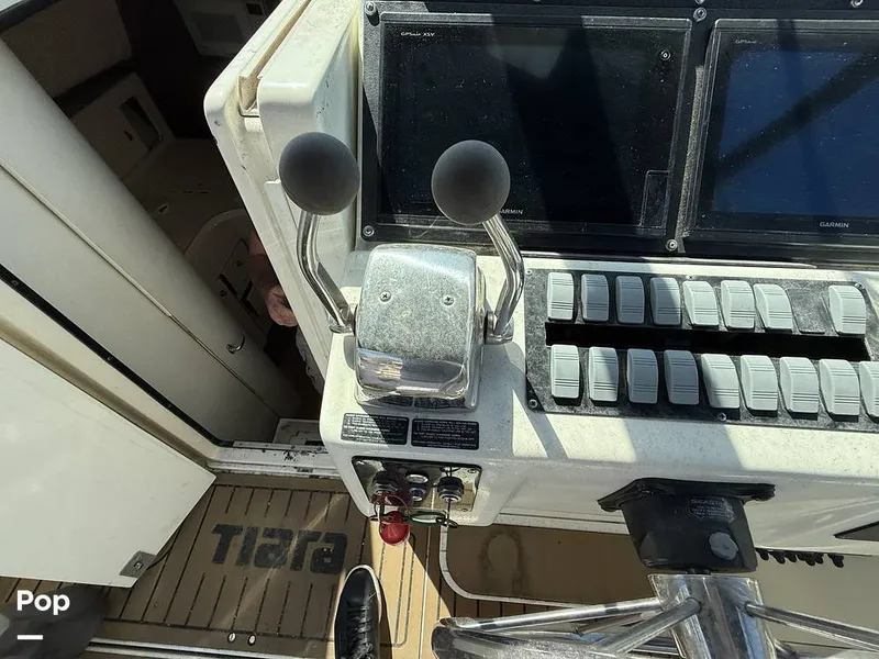 Slide: The Image of Tiara 2900 Open 1996 - 15303437