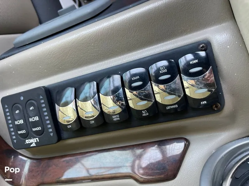 Slide: The Image of Crownline Boats 255 SS 2014 - 15261361