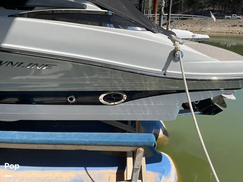 Slide: The Image of Crownline Boats 255 SS 2014 - 15261391