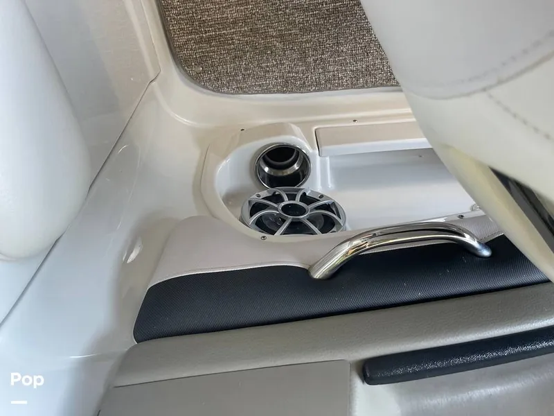 Slide: The Image of Crownline Boats 255 SS 2014 - 15261403