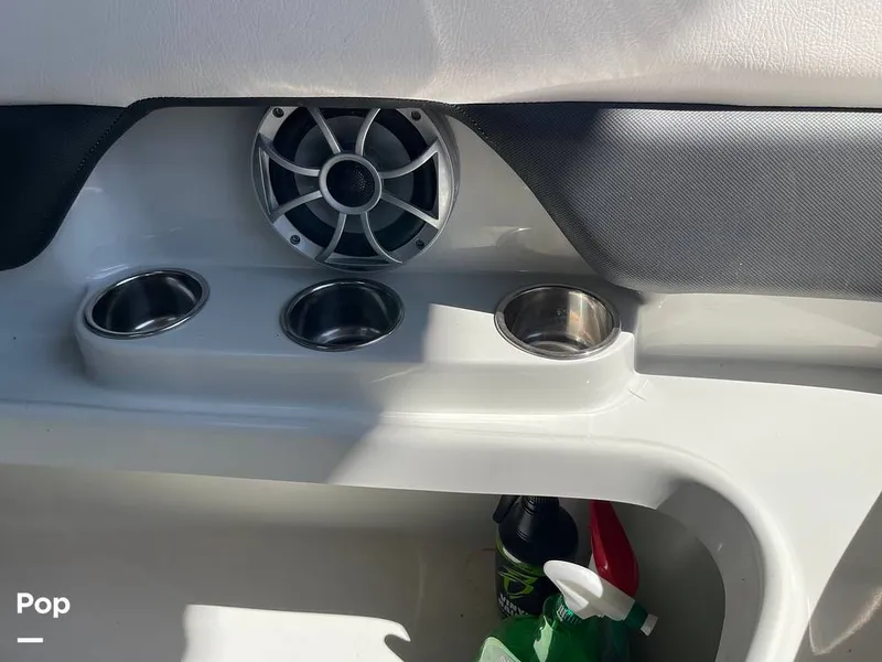 Slide: The Image of Marine Speakers Everywhere - 15261218