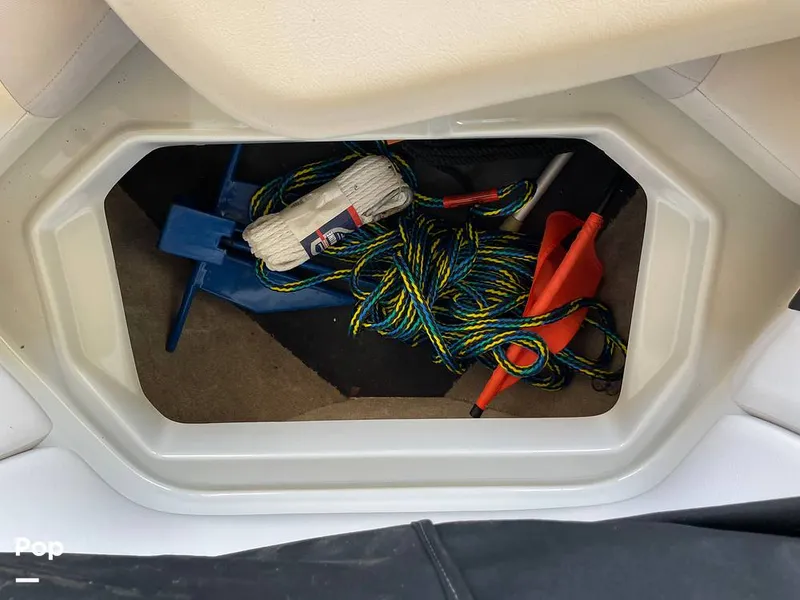 Slide: The Image of Crownline Boats 255 SS 2014 - 15261236