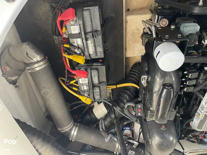 Slide: The Image of Crownline Boats 255 SS 2014 - 15261230