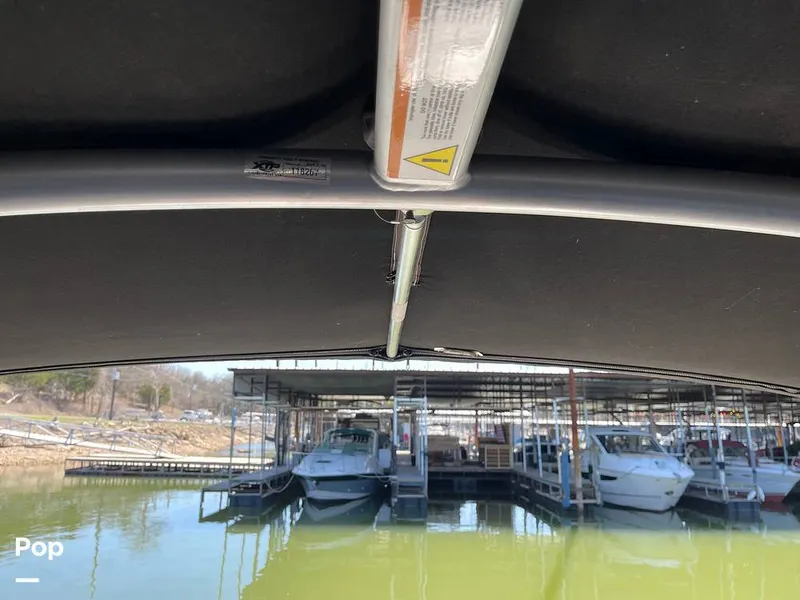 Slide: The Image of Crownline Boats 255 SS 2014 - 15261131