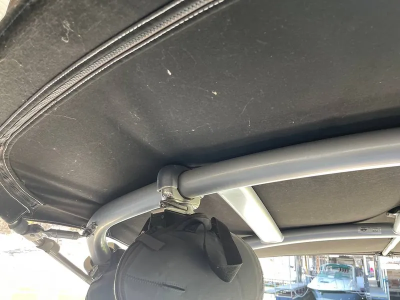 Slide: The Image of Crownline Boats 255 SS 2014 - 15261132