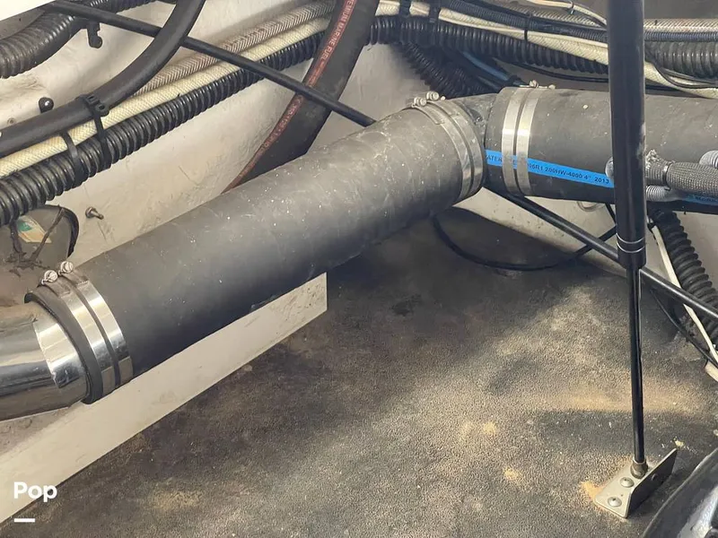 Slide: The Image of Crownline Boats 255 SS 2014 - 15261226