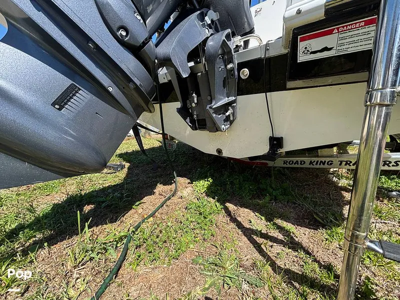 Slide: The Image of Hurricane SS 185 2022 - 15256339